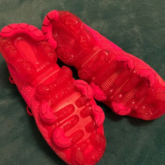 Pink - Picture 2 of 2